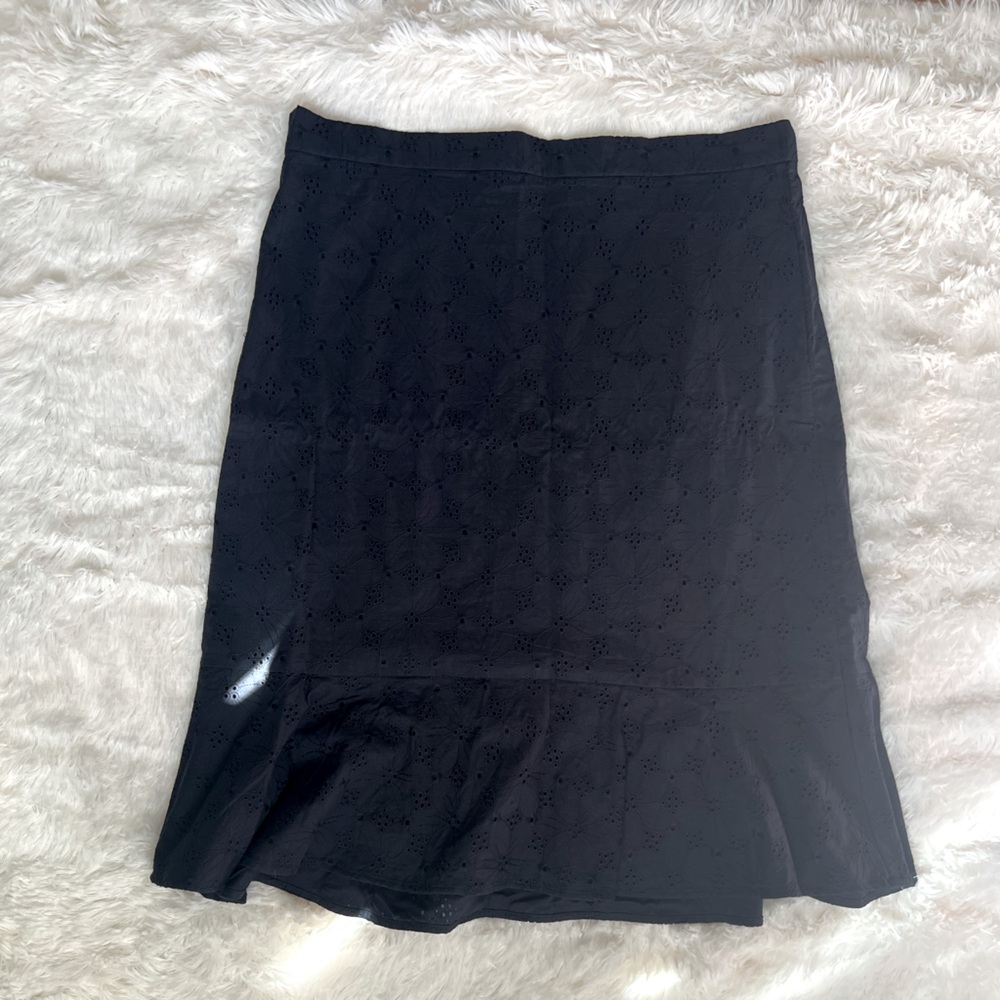 Elegant Black Skirt